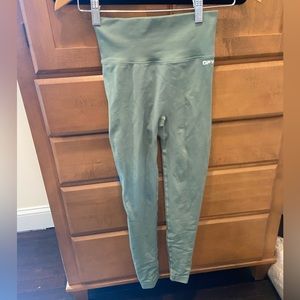 Scrunch butt leggings